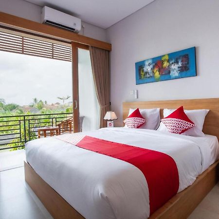 Oyo 1207 Pondok 789 Near Canggu Echo Beach Esterno foto