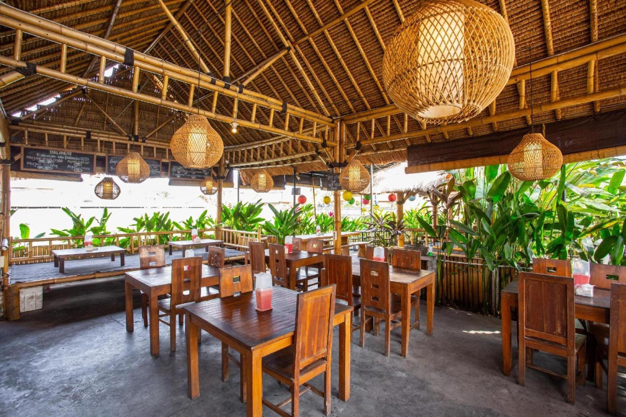 Oyo 1207 Pondok 789 Near Canggu Echo Beach Esterno foto